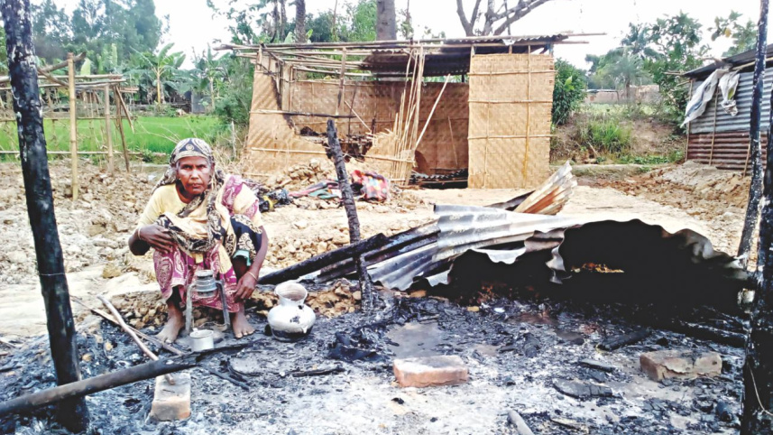 fire break out in Naogaon