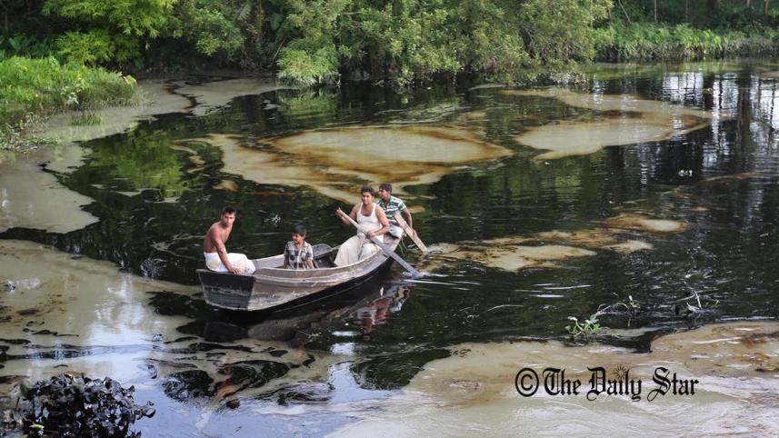 oil train accident 2 new.jpg