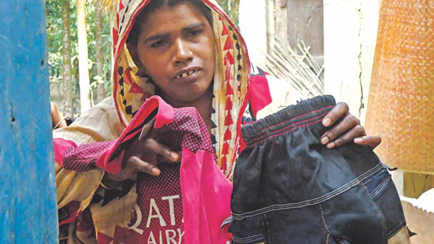 Paramchan Bibi mourns 2.jpg