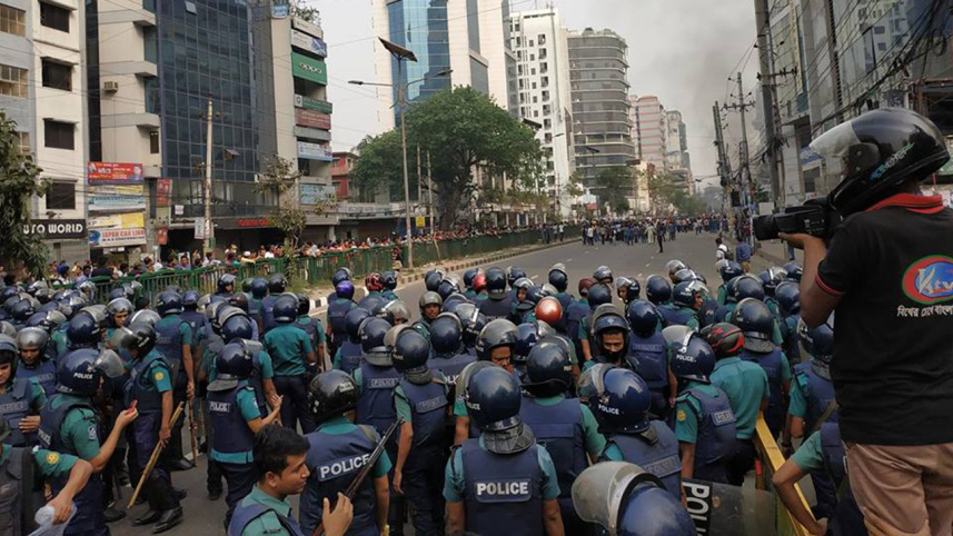 BNP men torch vehicles