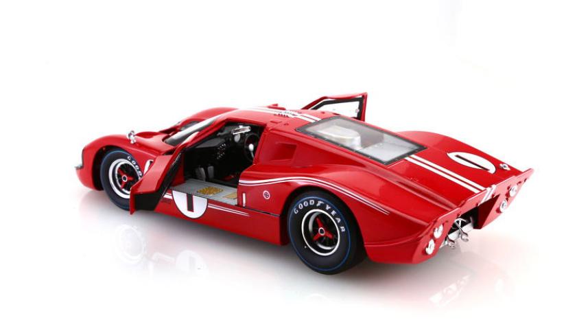 shelby-collectibles-1967-ford-gt-40-mk-iv-6.jpg