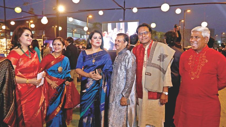 Singers Mahnaz Karim