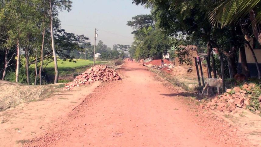 tangails_basail_delay_construction_2.jpg