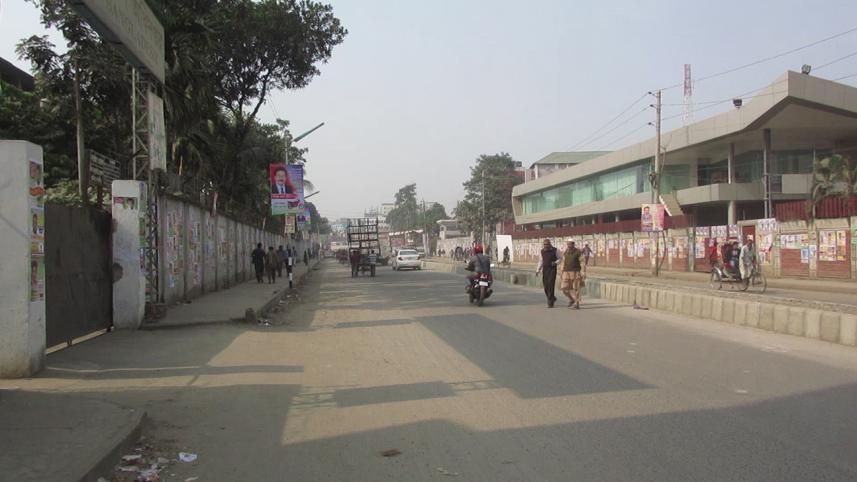 Tejgaon truck stand.jpg
