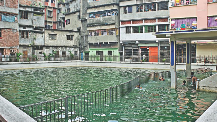 the_reservoir_in_alubazar.jpg