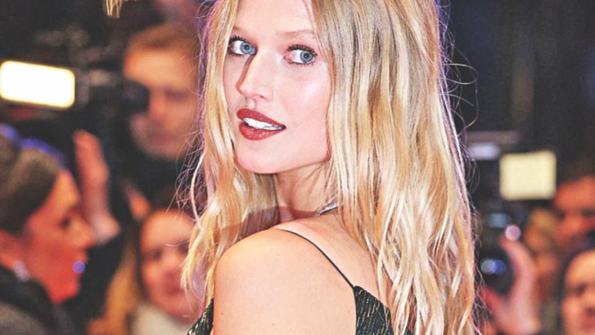 Toni Garrn.jpg