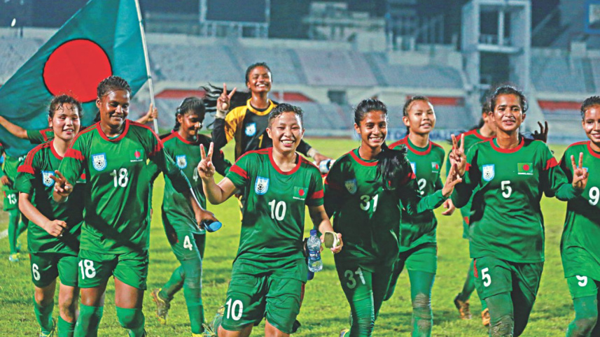 Under 16 footbal.jpg