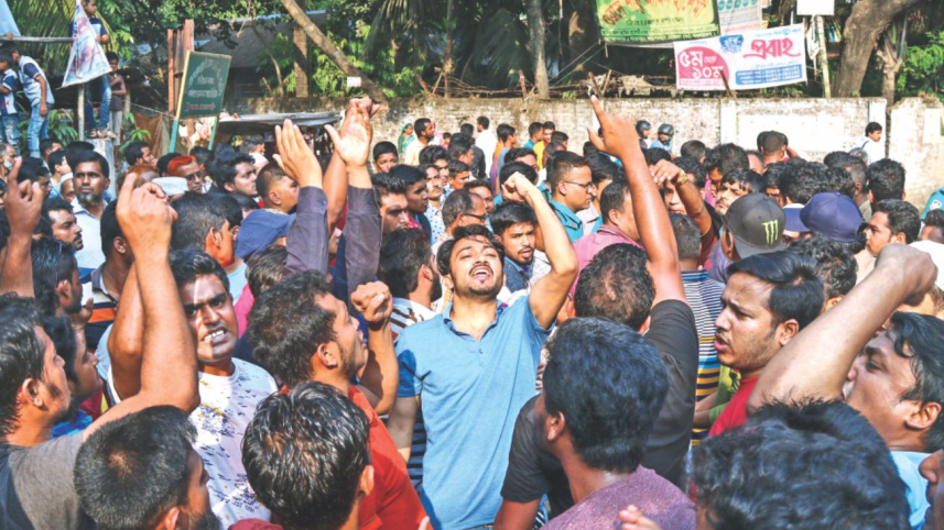 workers_death_protest_2.jpg