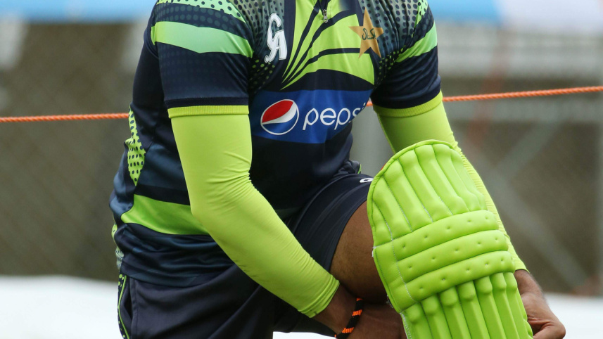 pakistan-wicketkeeper-umar-akmal.jpg