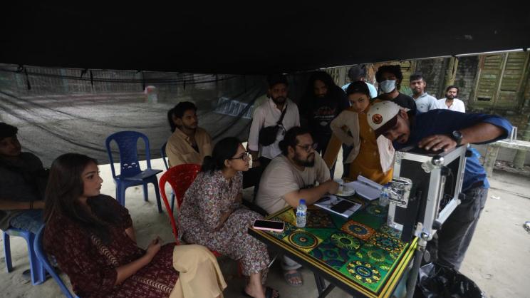 ‘Aatka’: Raba-Nidhi swing at the bleachers