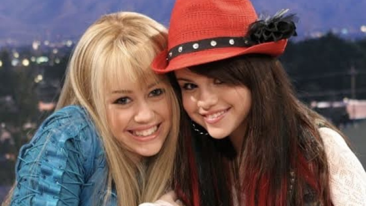 Selena Gomez praises Miley Cyrus at ‘Hannah Montana’ anniversary special