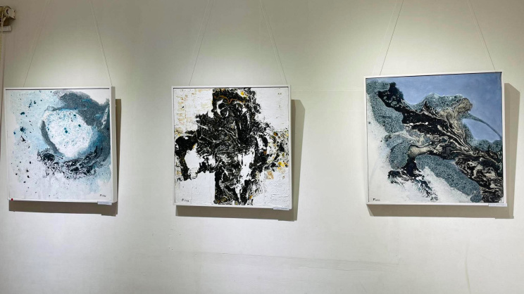 ‘Petrichor: Impressions of Time’ reflects on memory and experience through two artistic voices