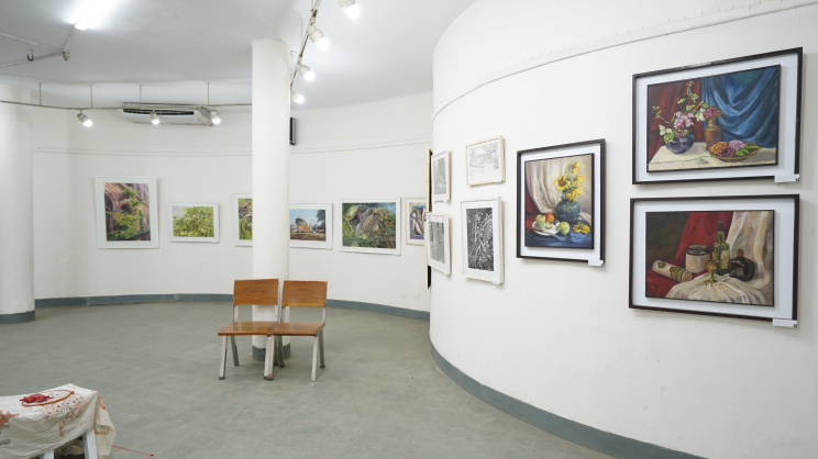 Reality through the canvas: ‘Annual Art Exhibition 2025’ reflects the world around us