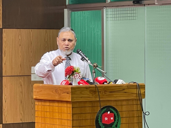 Chief Election Commissioner AMM Nasir Uddin speaks at a programme today at the Election Training Institute (ETI) in Dhaka's Agargaon. Photo: Ahmed Deepto