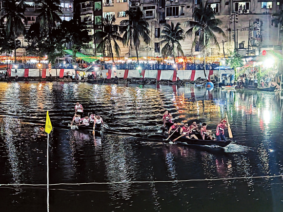 dhaka_nouka_baich.jpg