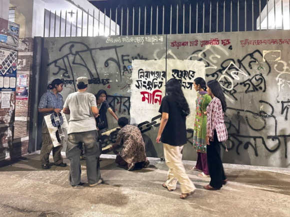 Students protesting against female hall night entry rules