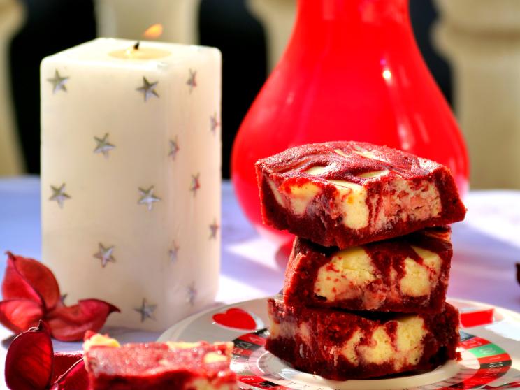 red_velvet_cheesecake_brownies  Tired of buying dessert? 3 delicious red velvet recipes to make at home!   