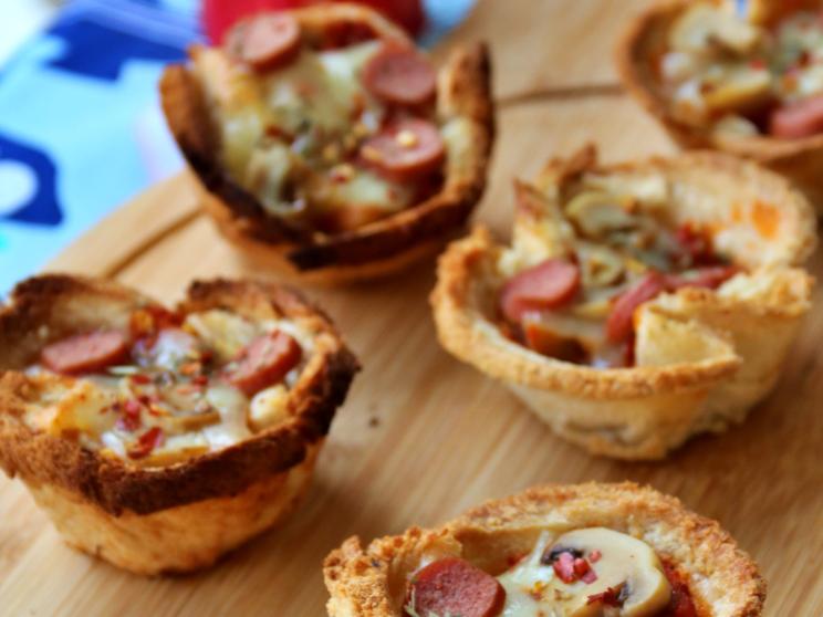 pizza_cups   Pizza recipes with unique twists to keep your tummy on edge