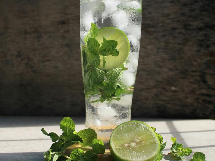 Surviving Dhaka’s summer: A guide to keeping you cool    hyang-imant-boji2fn-4ag-unsplash.jpg