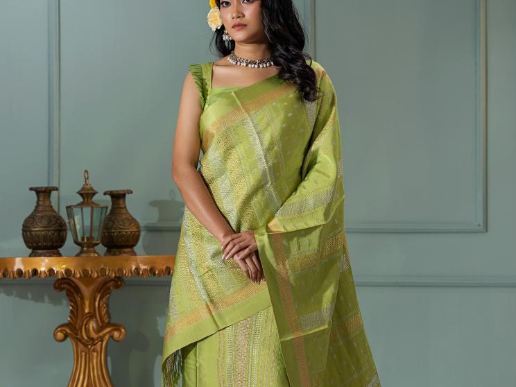 Why wear Pinon hadi? Because vintage is the new black!