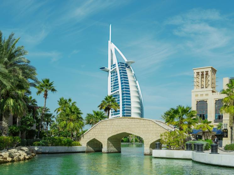 Enjoy Dubai on a budget without missing the magic             alim-2wjixcfp6ko-unsplash.jpg