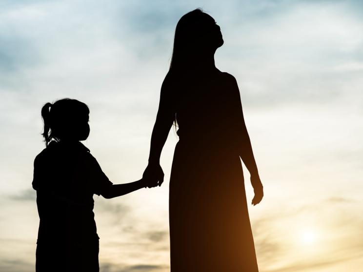 silhouette-mother-with-her-daughter-standing-sunset.jpg