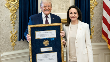 Machado gives Nobel to Trump.png