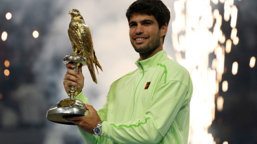 2026-02-21T195611Z_876400215_UP1EM2L1IAY27_RTRMADP_3_TENNIS-DOHA.JPG