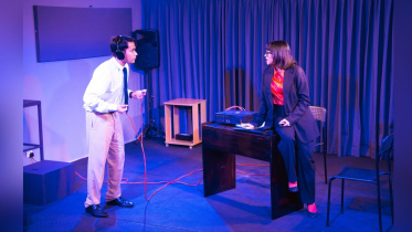 Spardha stages Bengali adaptation of Pinter’s ‘The Applicant’