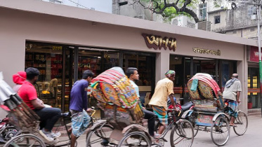 Old Dhaka street food during Ramadan