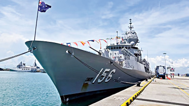Australian-warship.jpg