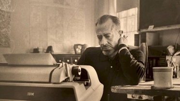 John_Steinbeck.PNG