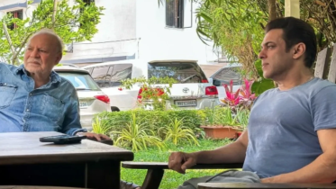 Veteran screenwriter Salim Khan admitted to ICU in Mumbai