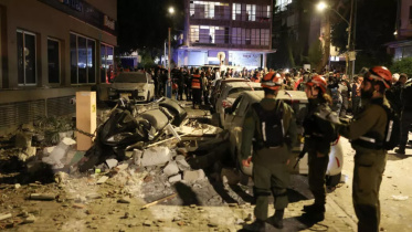 An apartment damaged by a missile strike is seen in Ramat Gan, in the outskirts of Tel Aviv, Israel on March 18, 2026. Photo: AFP