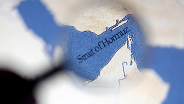 international reaction to iran blocking strait of hormuz