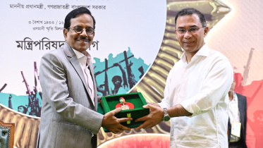 Hanif Sanket receives Swadhinata Padak award 2026 