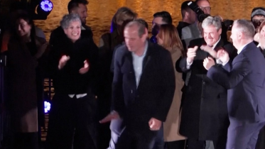 Hungarian Politician Dance.png