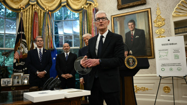 Tim Cook.jpg