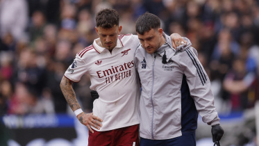 2026-05-10T160247Z_883385072_UP1EM5A18KMLX_RTRMADP_3_SOCCER-ENGLAND-WHU-ARS.JPG