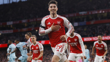 2026-05-18T194409Z_1215875036_UP1EM5I1ITKDP_RTRMADP_3_SOCCER-ENGLAND-ARS-BUR.JPG