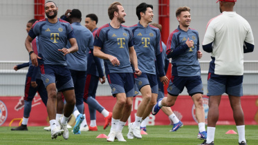 AFP__20260505__A9VF3ZD__v2__MidRes__FblEurC1BayernMunichTraining (1).jpg