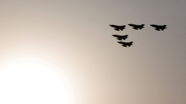 Saudi Royal Air Force fighter jets perform a fly-by during Saudi Arabia's 95th National Day celebrations in Riyadh, Saudi Arabia, September 23, 2025. Photo: Reuters