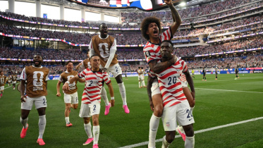 AFP__20260613__B6XP2NB__v3__MidRes__TopshotFblWc2026Match04UsaPar.jpg