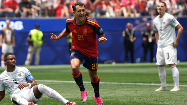 Spain beat Austria 3-0