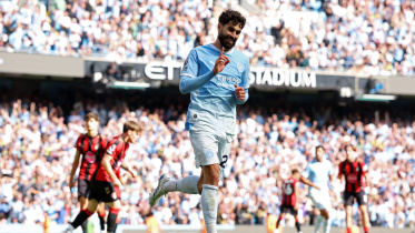 2026-08-23T150608Z_1871435949_UP1EM8N15O30D_RTRMADP_3_SOCCER-ENGLAND-MCI-BOU.JPG