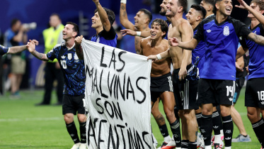 Argentina national day for World Cup win over England