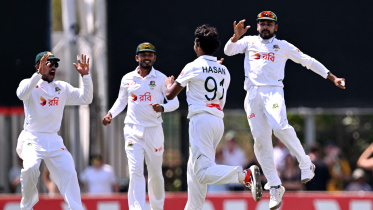 Miraz vs Australia.jpg
