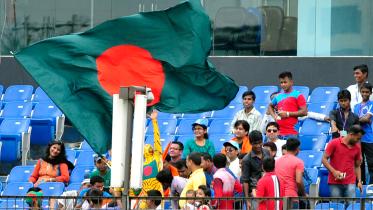 Bangladesh fans