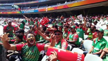 Bangladesh fans