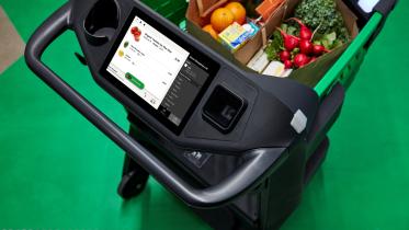 2020-08-27T072600Z_243661269_RC27MI963CDN_RTRMADP_3_AMAZON-COM-STORE (1).jpg